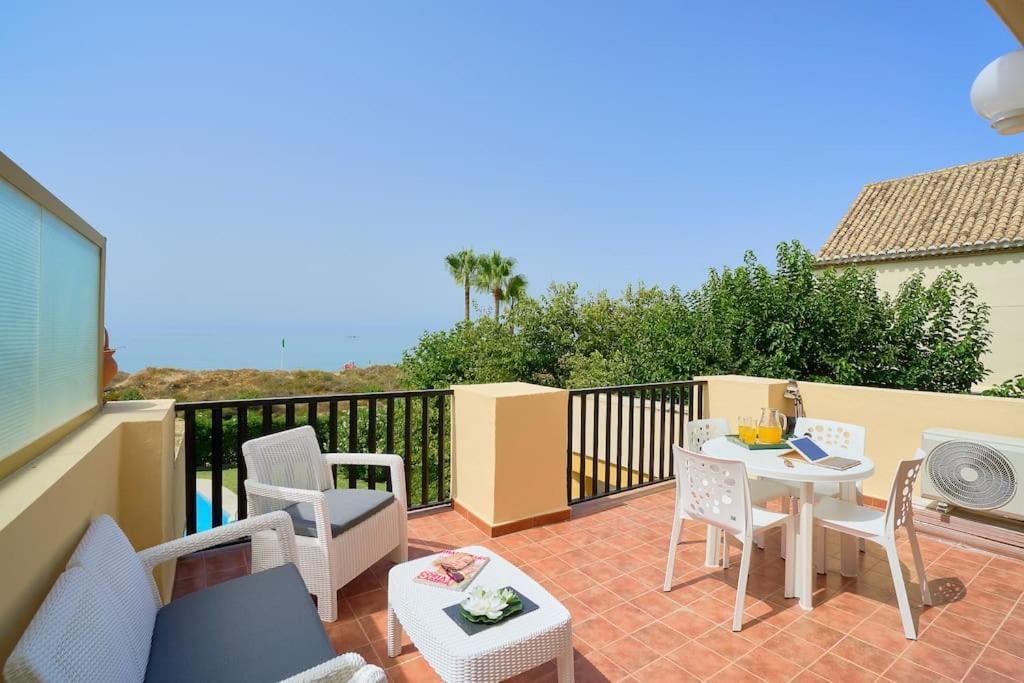 Oleholidays 821 Romana Playa Frente Al Mar Apartment Marbella